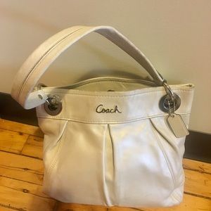 Strong elegant handbag